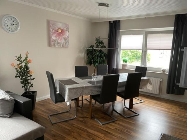 Ferienhaus Naehe Bad-Gandersheim Mit 5 Schlafzimmer Winzenburg Exteriér fotografie